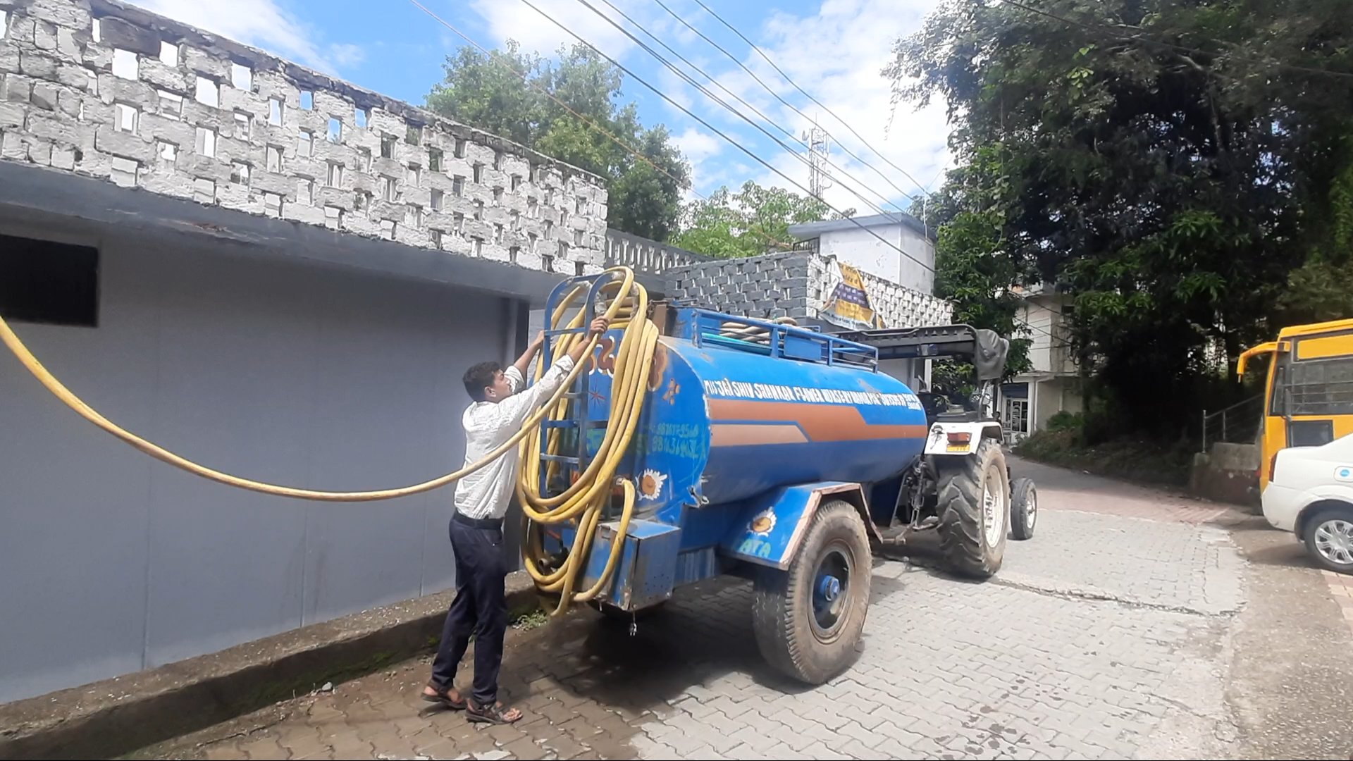 Water crisis in Hamirpur.