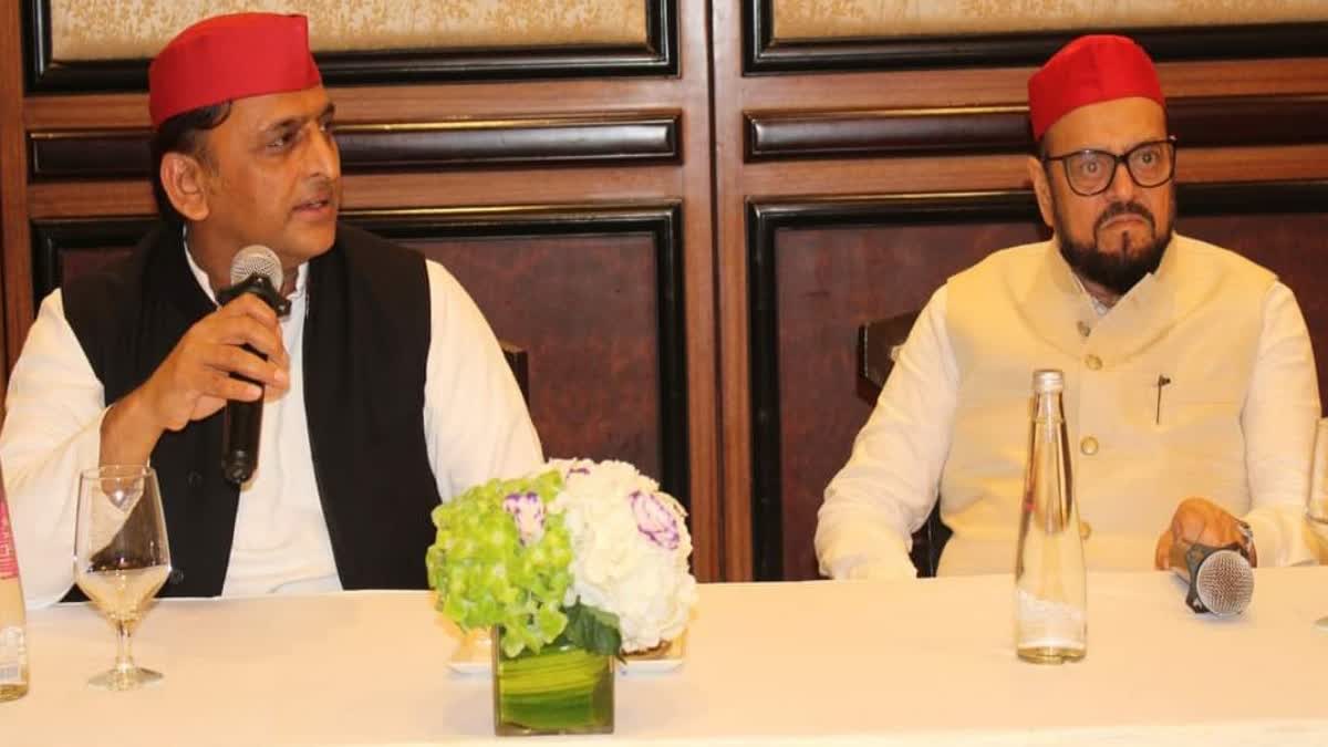 Akhilesh Yadav Warns MVA