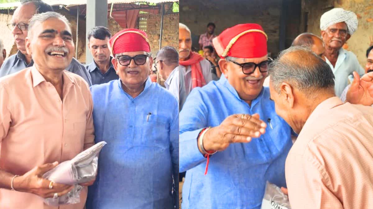 Governor Gulabchand Kataria Sang Song