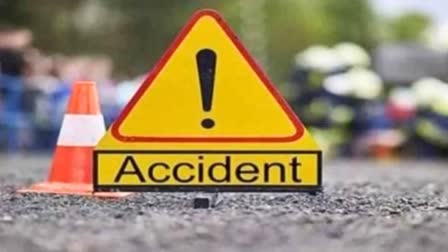 Accident On Mumbai Agra Highway