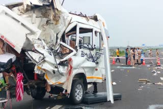 4 Killed, Several Hurt In Tempo-Vehicle Collision On Delhi-Mumbai Expressway in Kota