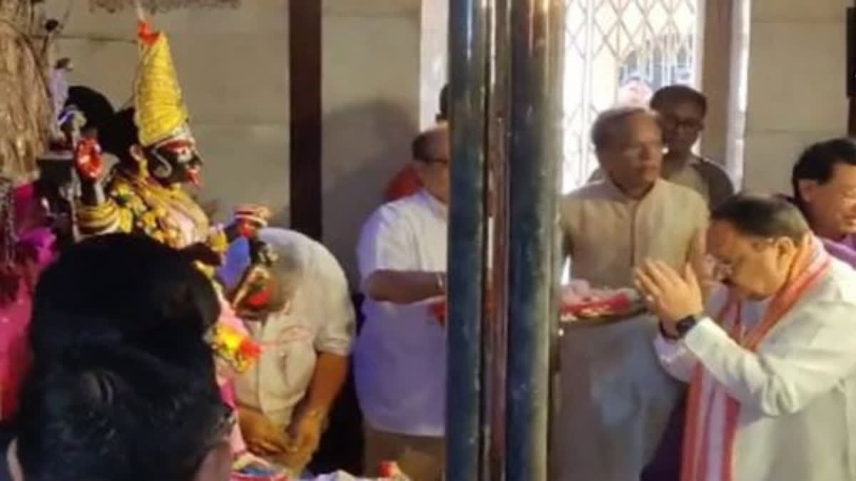 JP Nadda offers prayer at Dakshineswar Kali Temple in Kolkata