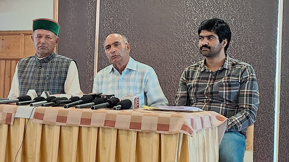 Press Conference of Kiwi Growers in Solan