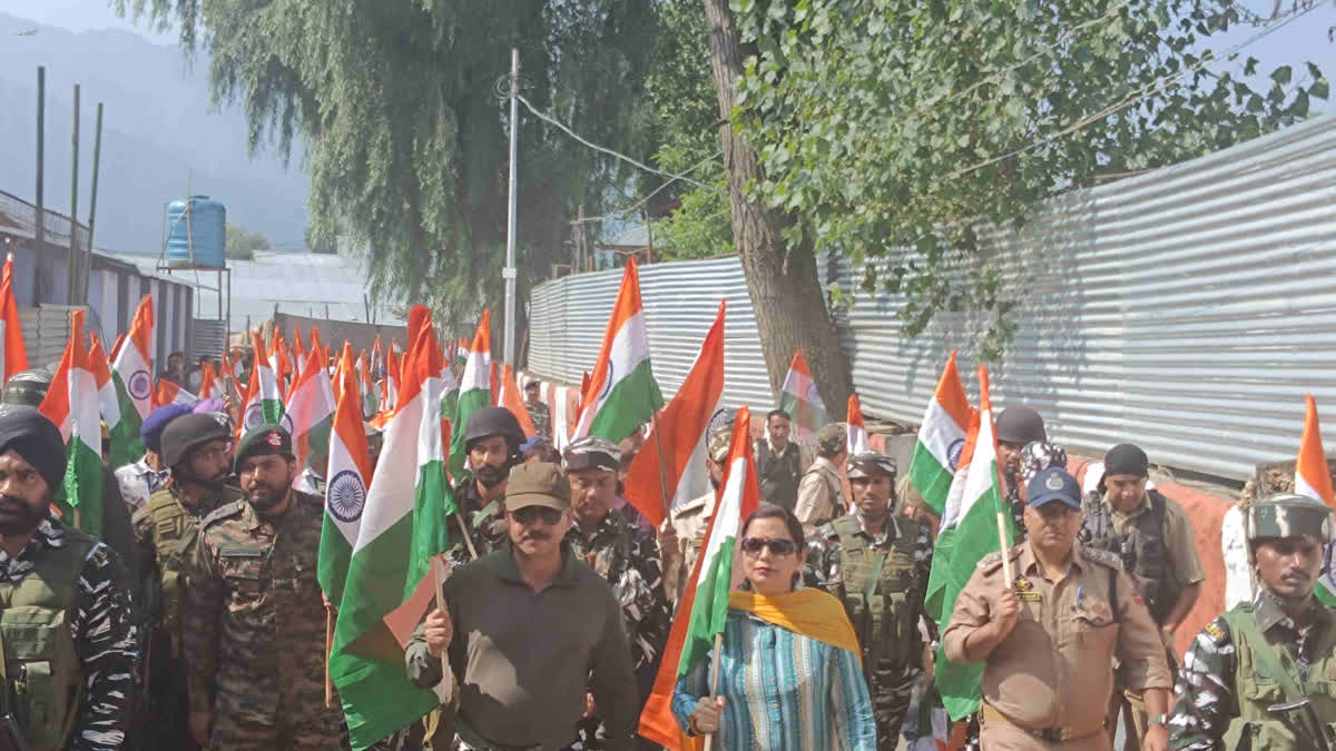 Trianga rally organized by CRPF in Tral