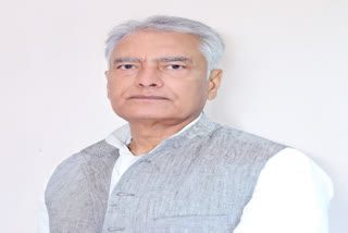 Sunil Jakhar condemned tampering with memorial stones