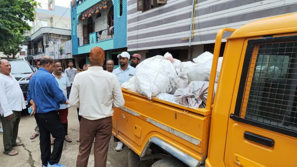 NON STANDARD POLYTHENE SEIZED UJJAIN NAGAR NIGAM