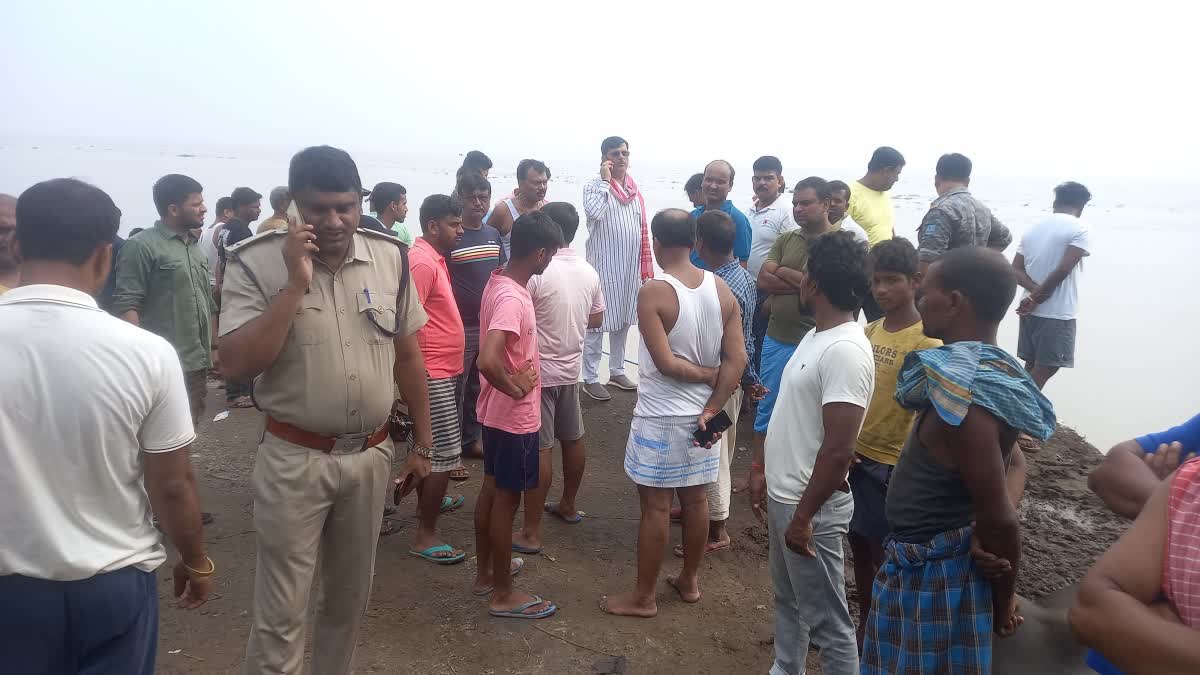 old-man-drowned-in-ganga-river-in-sahibganj