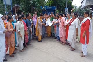 fatehgarh sahib Anganwadi employees union protest against central government