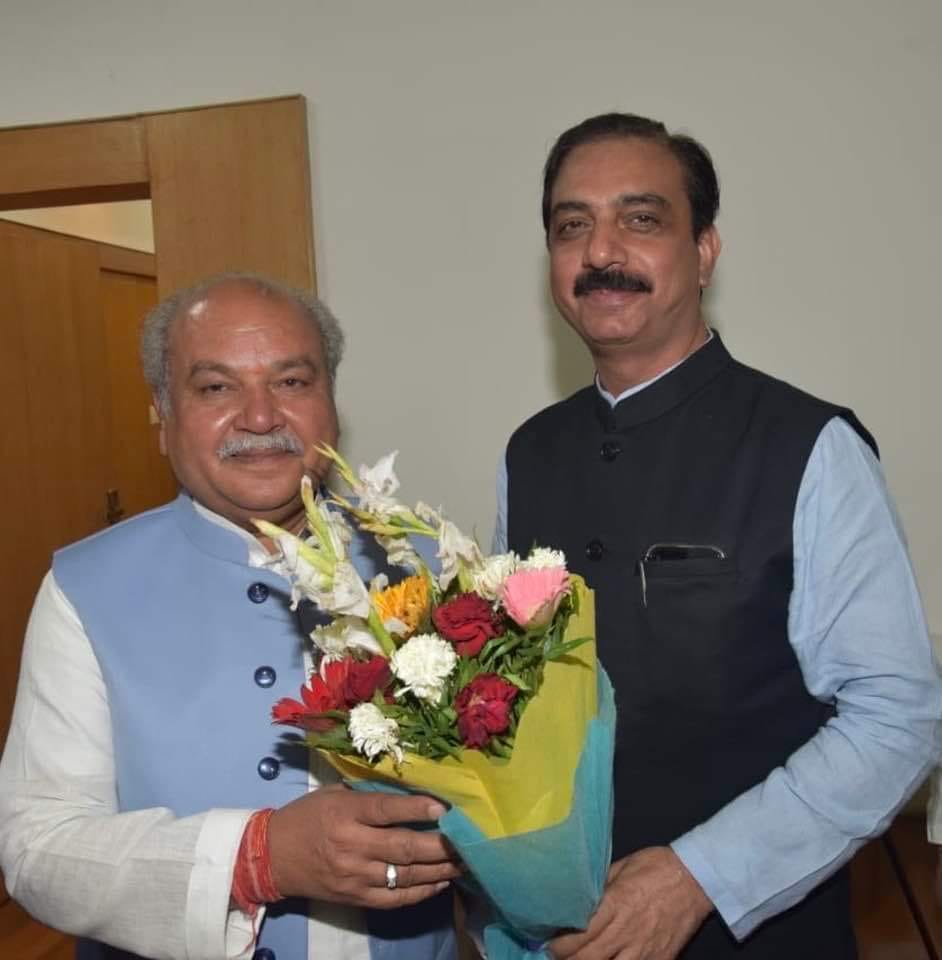 Hirendra Bahadur Singh with Narendra Singh Tomar