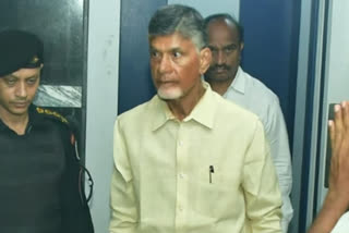 TDP CHIEF CHANDRABABU NAIDU BAIL AND CASE QUASH PETITION HEARING IN HC ADJOURNED TO 19 SEPT
