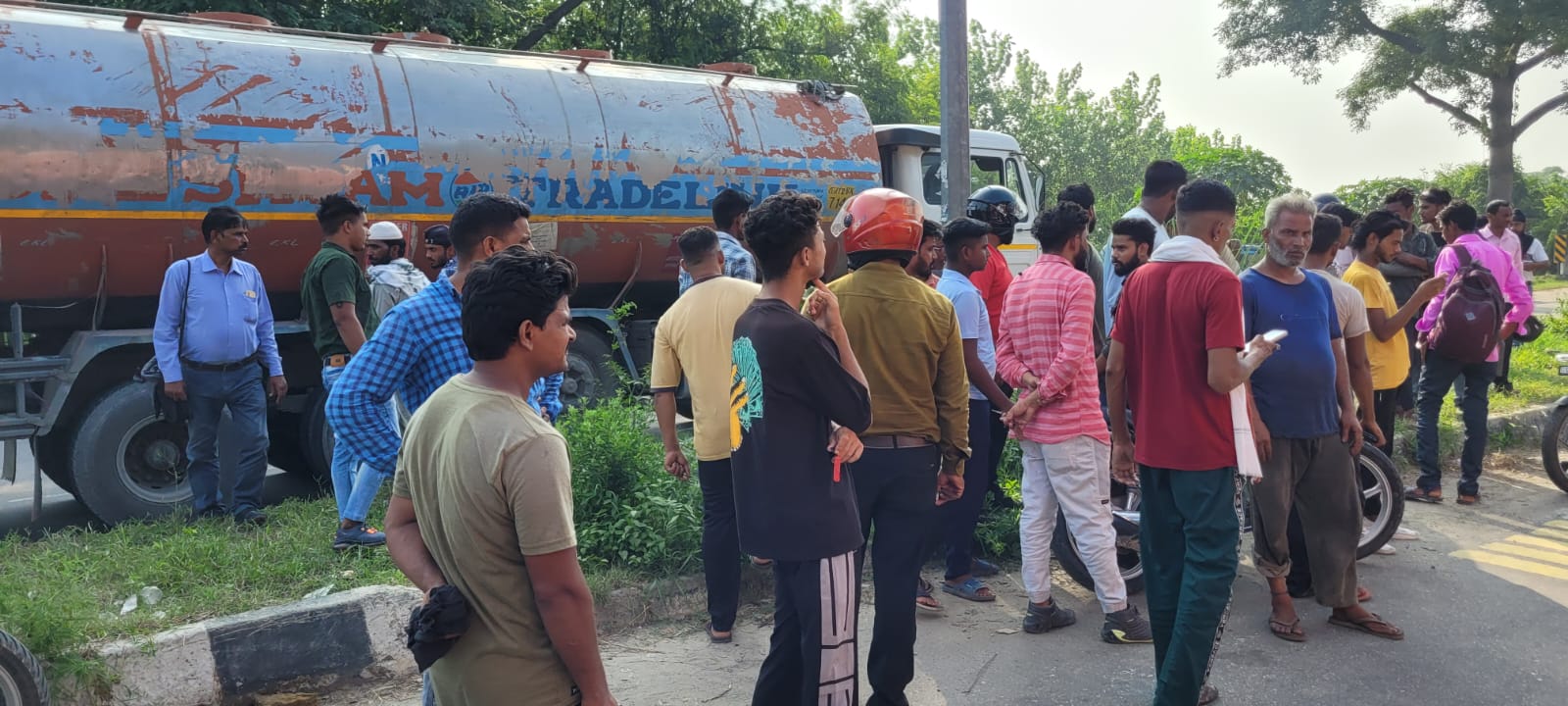 Road accident on NH 74