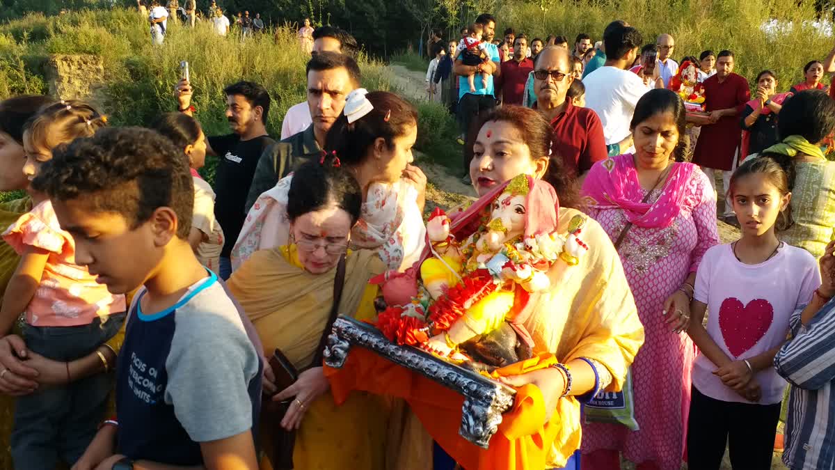 Ganesh Chaturthi 2024: Immersion of Lord Ganesh after forty years in Kashmir