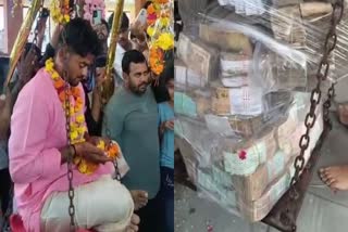 UJJAIN FATHER WEIGHS SON WITH MONEY