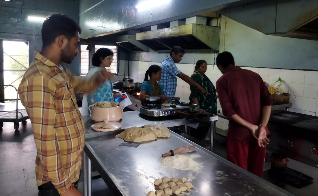 WORM IN CANTEEN FOOD