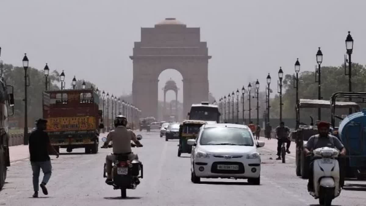 Change in weather begins in Delhi NCR