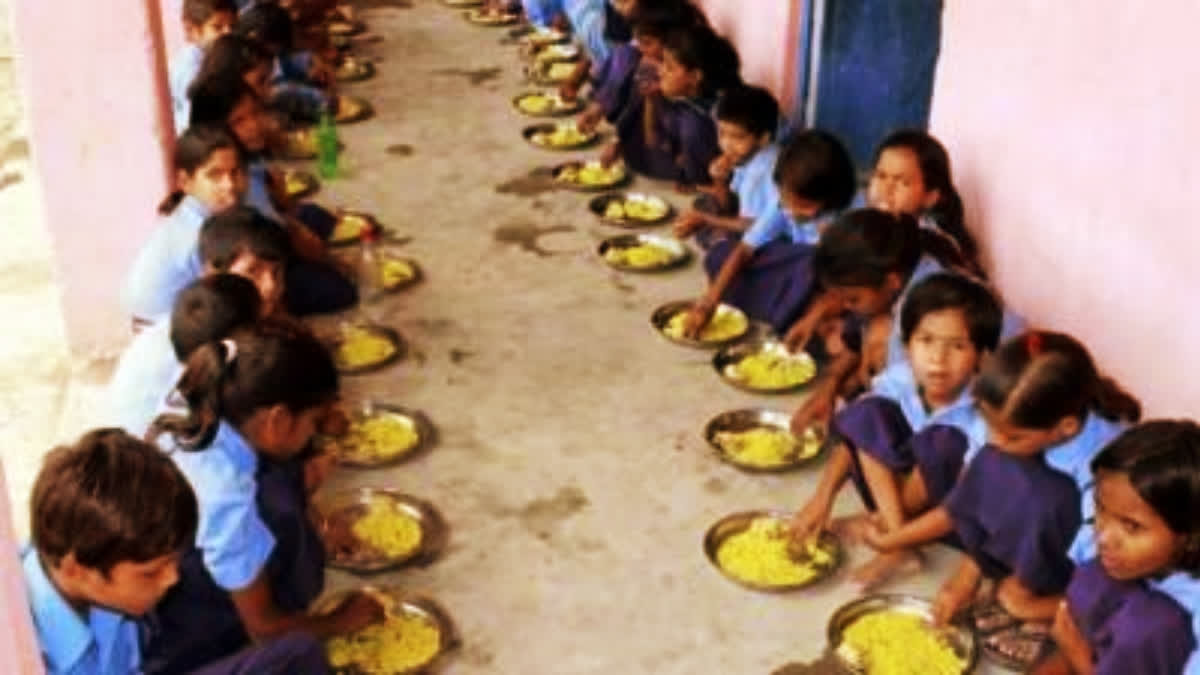 16 students hospitalised due to suspected food poisoning in Mumbai's civic-run school
