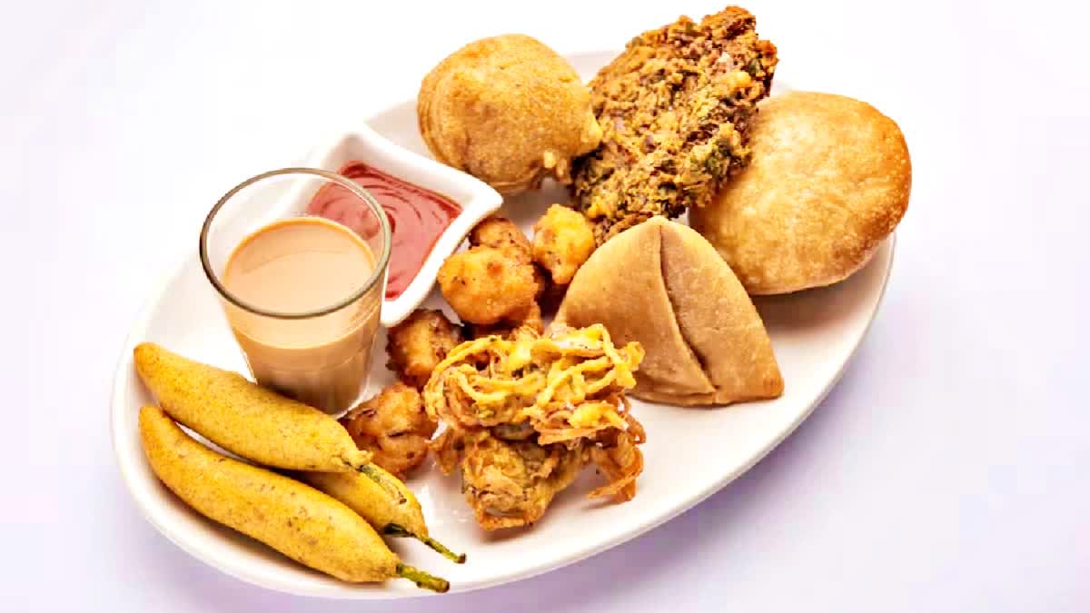 TEA WITH SALTY FRIED SNACKS HARMFUL FOR HEALTH AND CHAI SAMOSA NAMKEEN BADLY AFFECT STOMACH