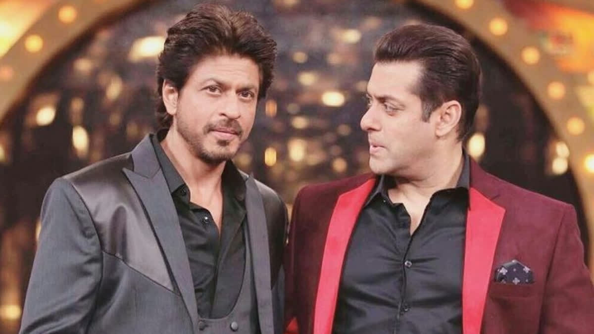 Shah Rukh Khan and Salman Khan come together under one roof for Arpita Khan's diwali bash - watch