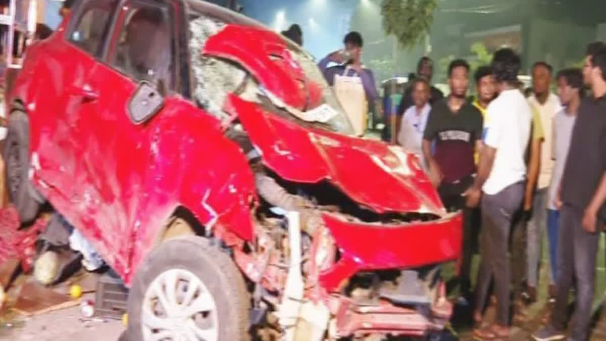Two people died in Chennai Anna Nagar car accident
