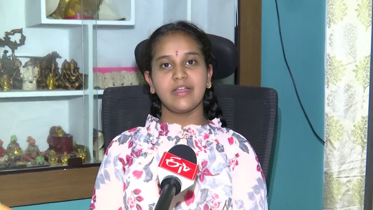 AT THE AGE OF 11 GIRL FROM HYDERABAD GOT PRAISE FROM NASA AND ISRO WANTS TO BECOME AN ASTROPHYSICIST