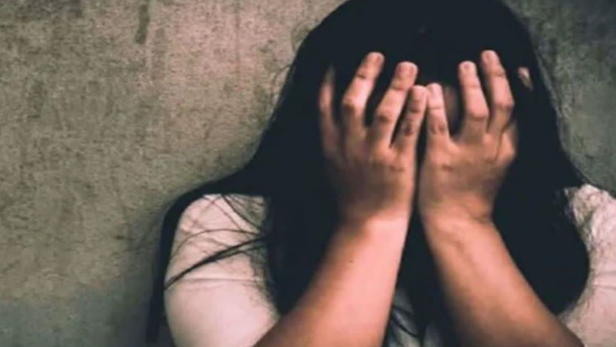 girl-gangraped-by-employees-of-homestay-in-uttar-pradeshs-agra-four-held