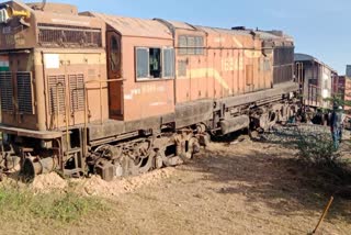 Engine derailed on DFCC railway line in Sirohi
