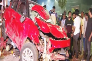 Tragedy Strikes as Drunk Driving Claims Two Lives in Chennai Crash  Car Accident Death In Tamil Nadu  മദ്യലഹരിയില്‍ കാറോടിച്ചു  സൂപ്പര്‍മാര്‍ക്കറ്റിലേക്ക് പാഞ്ഞു കയറി അപകടം  രണ്ട് പേര്‍ മരിച്ചു  Car Accident Death  Car Accident Death In Tamil Nadu  മദ്യലഹരിയില്‍ കാറോടിച്ചു