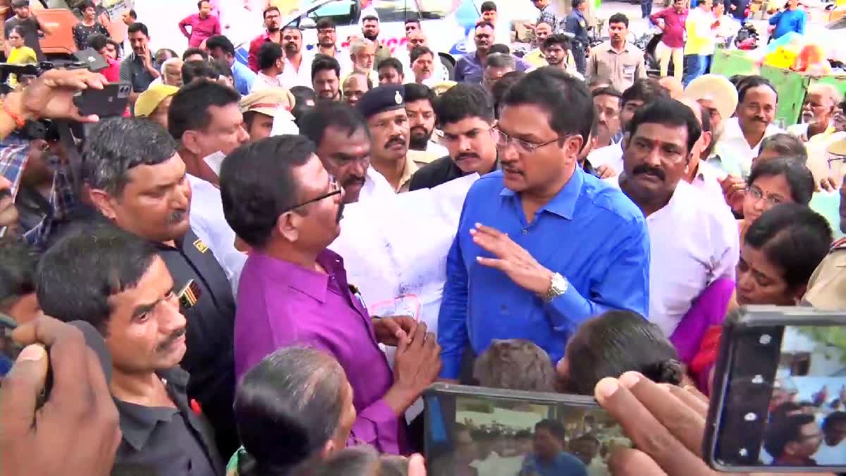 HYDRA Ranganath Visits Bathukamma Kunta