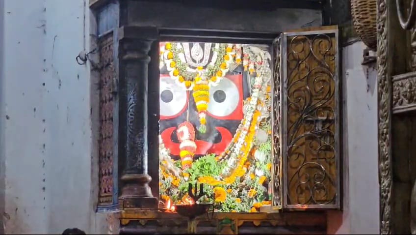 Devotee Surge Causes Chaos at Puri Jagannath temple