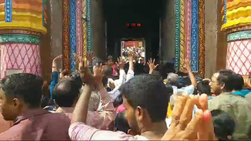 Devotee Surge Causes Chaos at Puri Jagannath temple