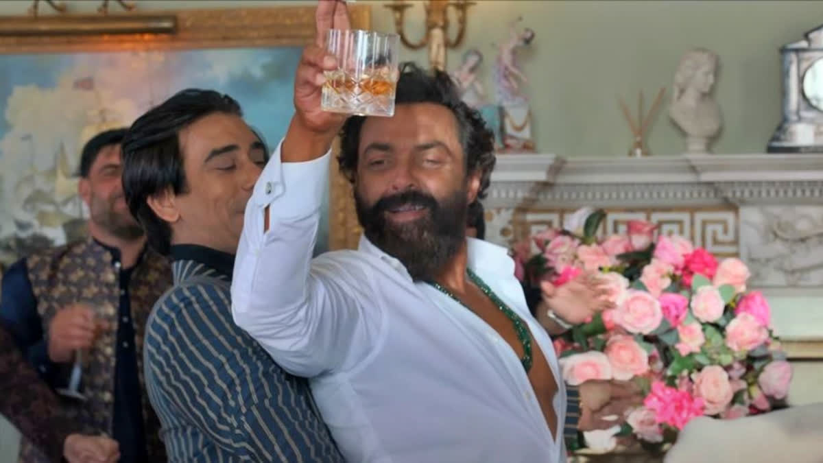 WATCH: Bobby Deol looks charming in viral song Jamal Kudu from Ranbir Kapoor starrer Animal