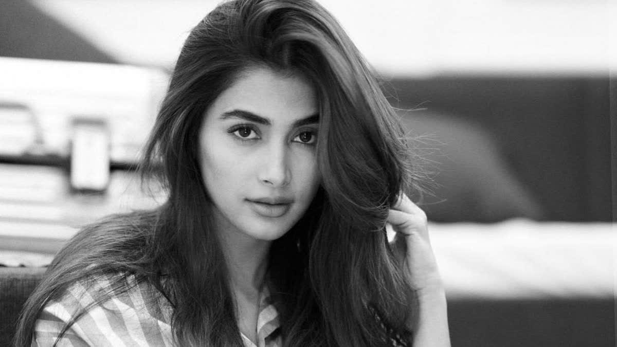 pooja hegde threats