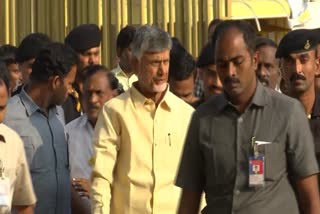 Chandrababu gets a grand welcome at NTR  Bhavan