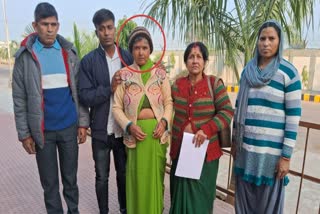 भरतपुर के 'अपना घर आश्रम' में 15 साल बाद मां-बेटे का मिलन