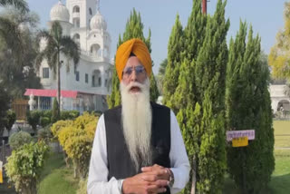 SGPC condemned the case of preventing the pilot of Indigo flight from wearing Sri Sahib