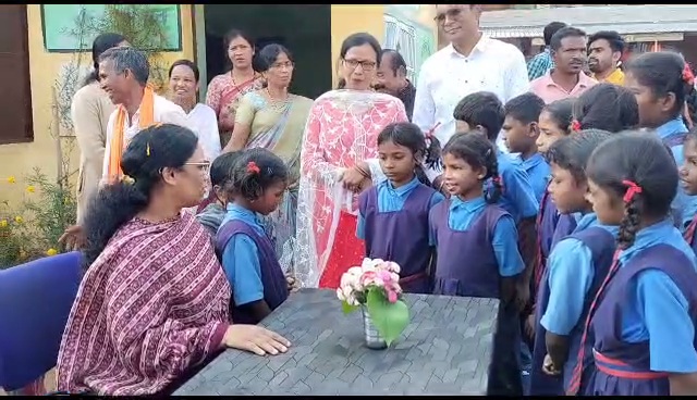 surprise visit to schools in kondagaon