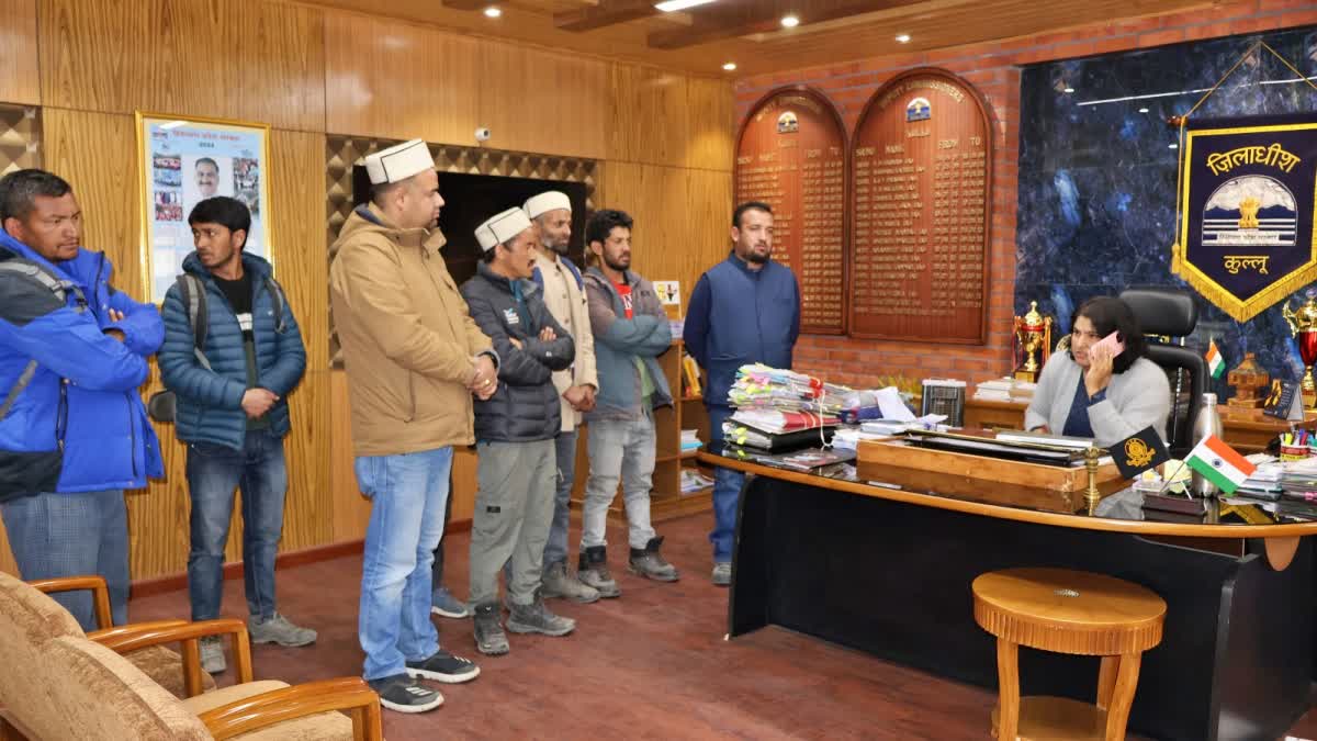 MALANA PEOPLE MEET DC KULLU