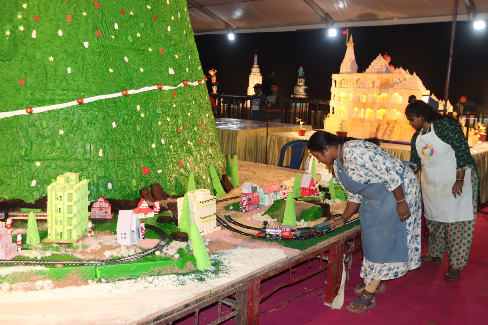 CELEBRATING 50 YEARS OF CAKE SHOW  BENGALURU  ಕೇಕ್ ಶೋ  PALACE GROUND CAKE SHOW