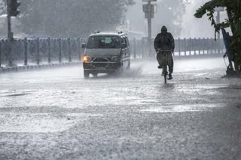 heavy rain in 5 districts