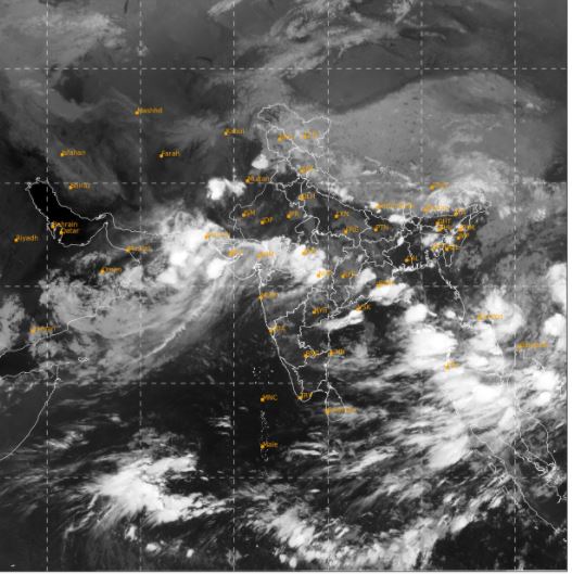 low pressure in bay of bengal