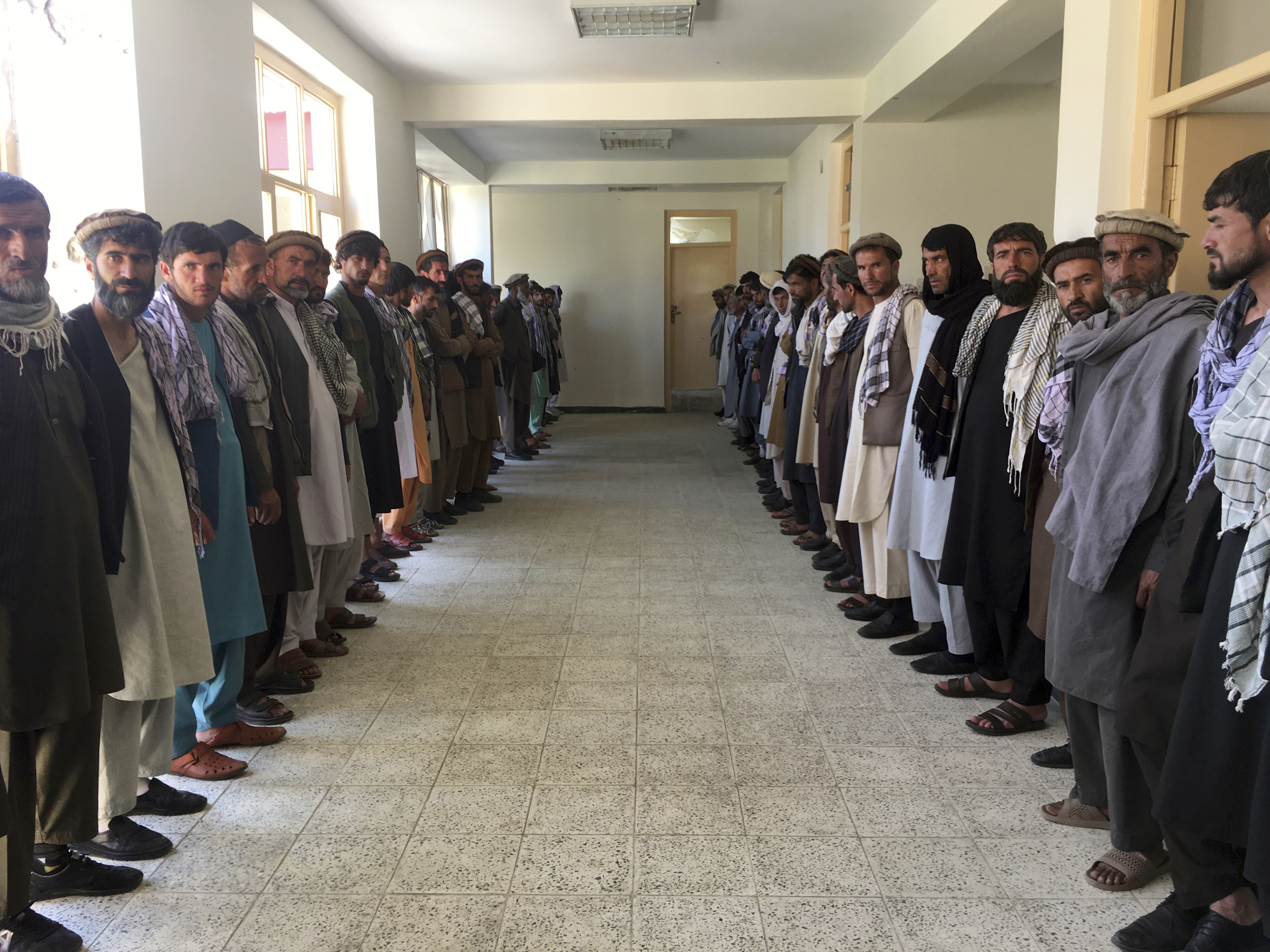 taliban afghan soldiers