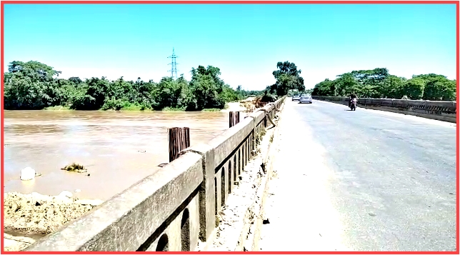 huge crake at sankar borua setu