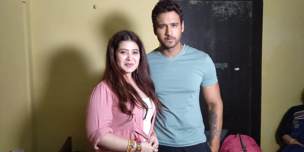 Yash Dasgupta and Ena Saha enjoying shoot of Chinebadam