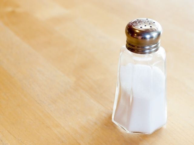 વધુ પડતાં મીઠાનું સેવન અને મૃત્યુના જોખમ વચ્ચે સીધી કડીની પુષ્ટિ