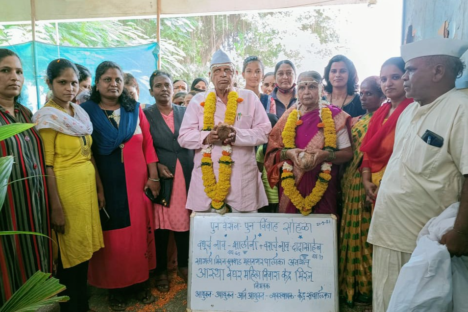 old couple wedding maharashtra