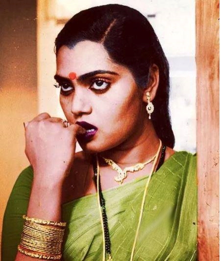 വശ്യ സൗന്ദര്യം കാൽ നൂറ്റാണ്ട് വാർത്ത  actress silk smitha news latest  memory day actress silk smitha news  25 years silk smitha news  vijayalakshmi silk smitha news  silk smitha death anniversary malayalam latest  സിൽക്ക് കാൽ നൂറ്റാണ്ട് വാർത്ത  സിൽക്ക് സ്‌മിത ഓർമദിനം വാർത്ത  സിൽക്ക് സ്‌മിത 25 വർഷം വാർത്ത  സിൽക്ക് സ്‌മിത മരണം വാർത്ത