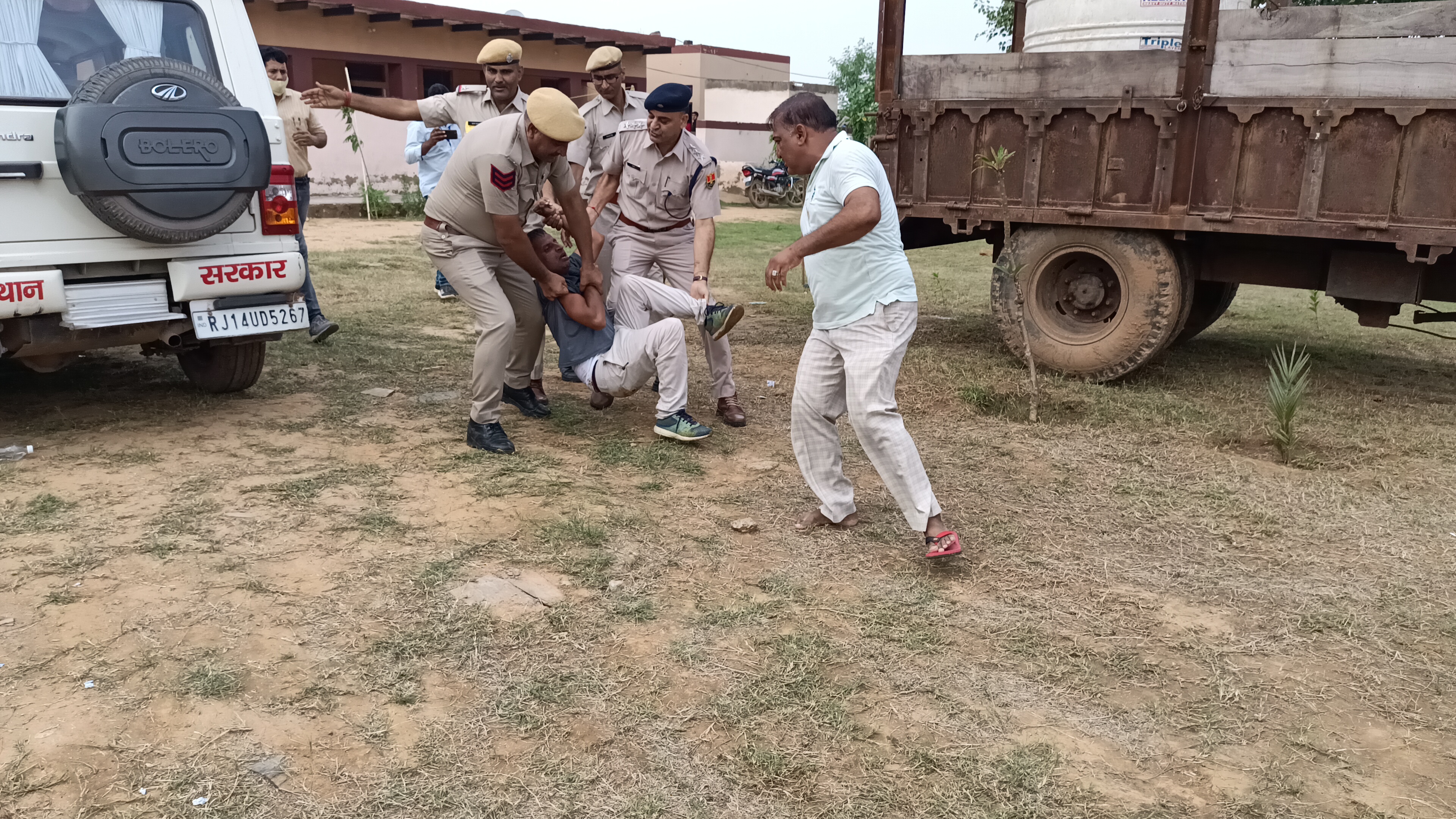 Copy in REET Exam, Alwar Police