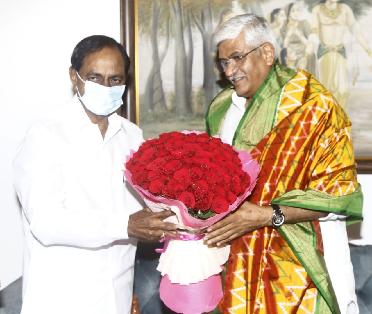 cm kcr completed delhi tour after five days meetings