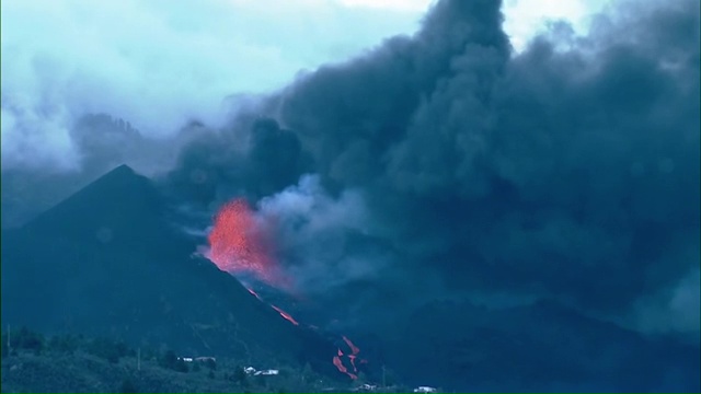 spain volcano eruption