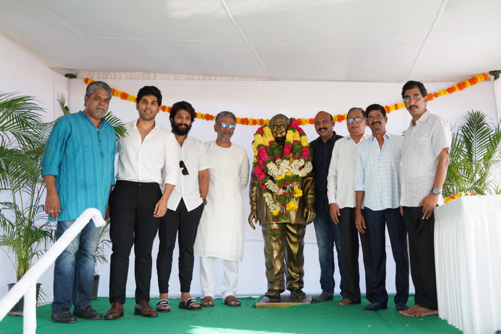 Allu Ramalingaiah's statue